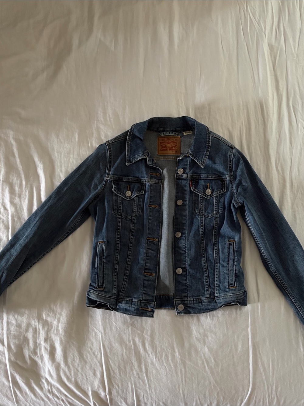 Levi's Women's Fitted Jean Jacket